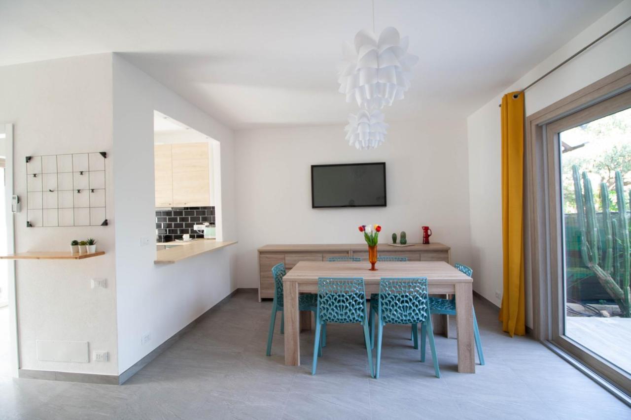 Domek Villa A 100Mt Dalla Spiaggia Capoterra Ngoại thất bức ảnh