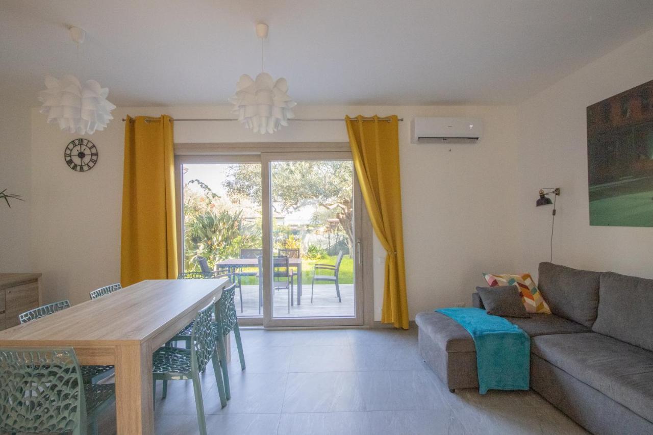 Domek Villa A 100Mt Dalla Spiaggia Capoterra Ngoại thất bức ảnh