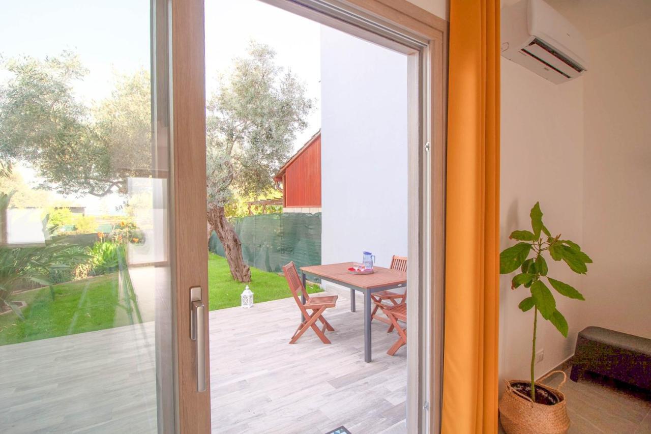 Domek Villa A 100Mt Dalla Spiaggia Capoterra Ngoại thất bức ảnh