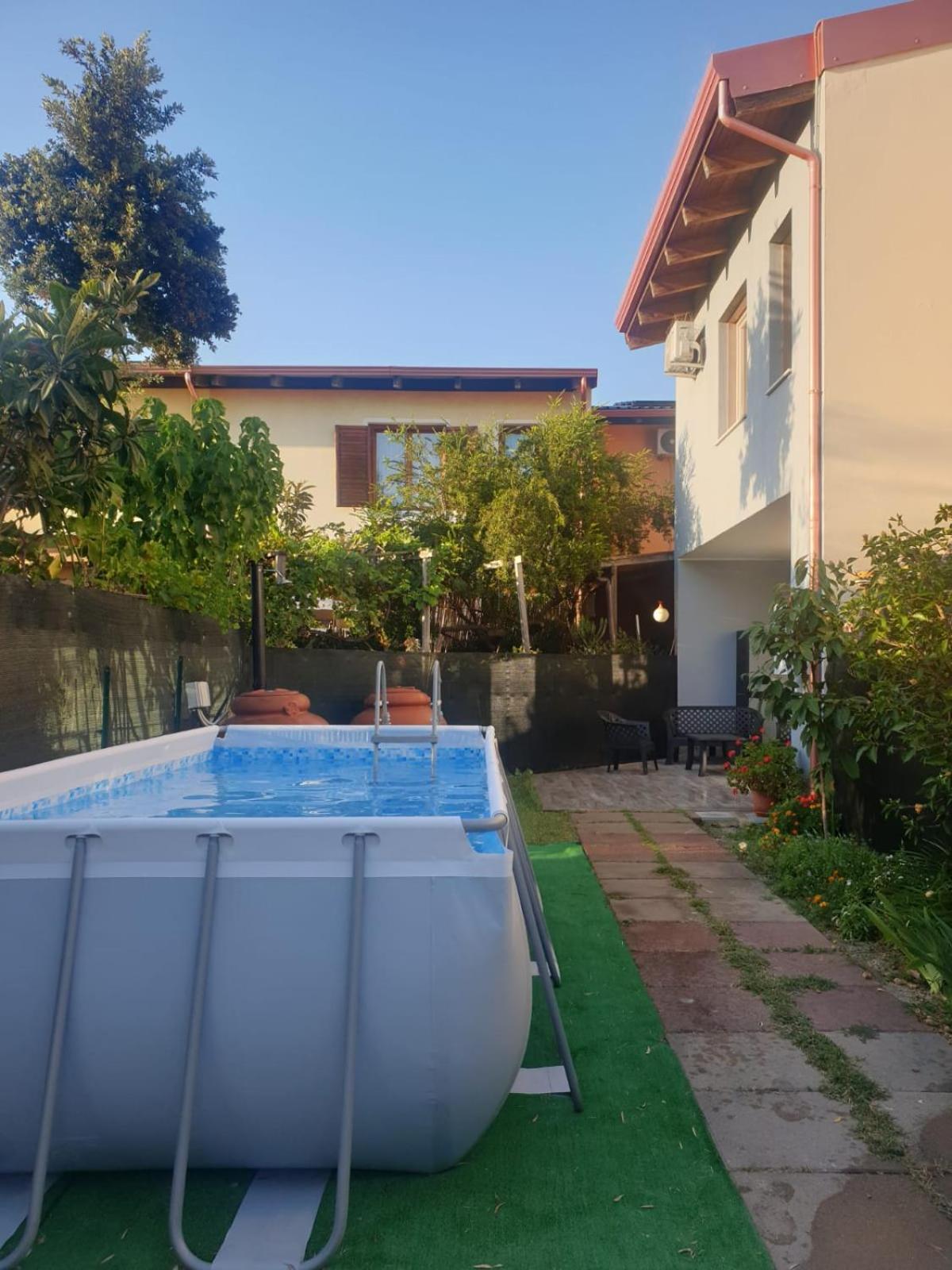 Domek Villa A 100Mt Dalla Spiaggia Capoterra Ngoại thất bức ảnh
